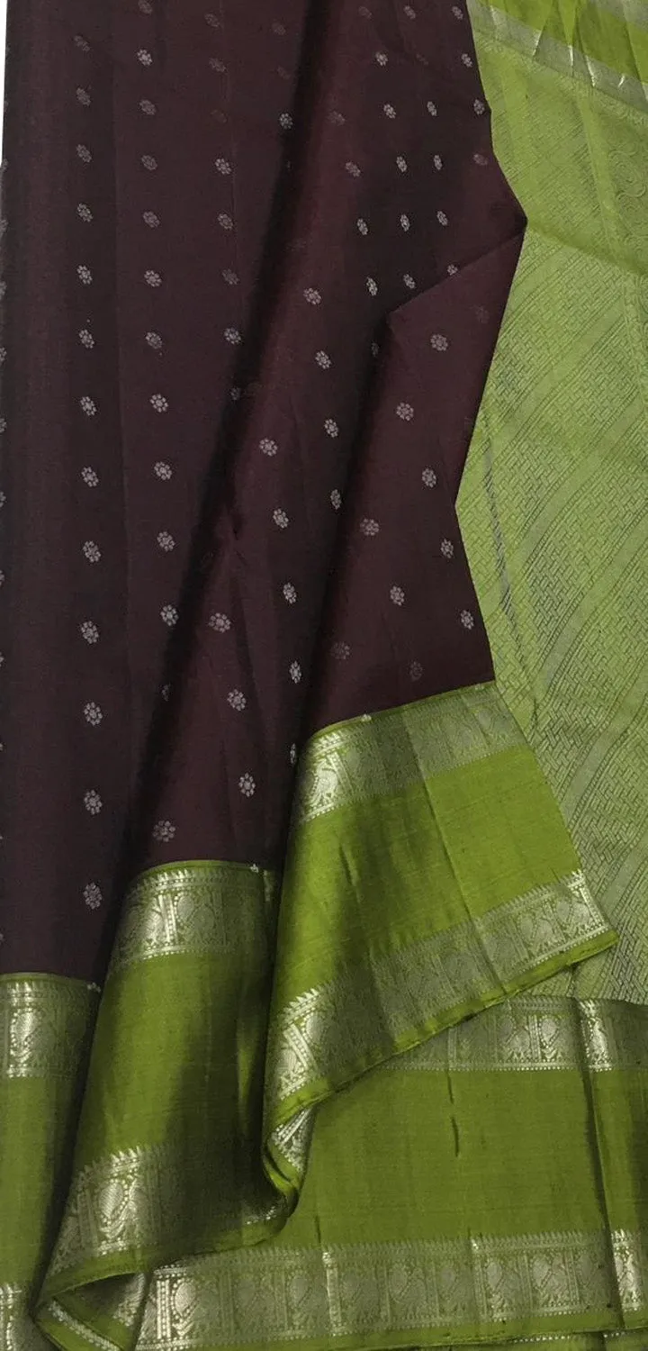 Elegant Brown Kanjeevaram Handloom Pure Silk Saree: Timeless Beauty