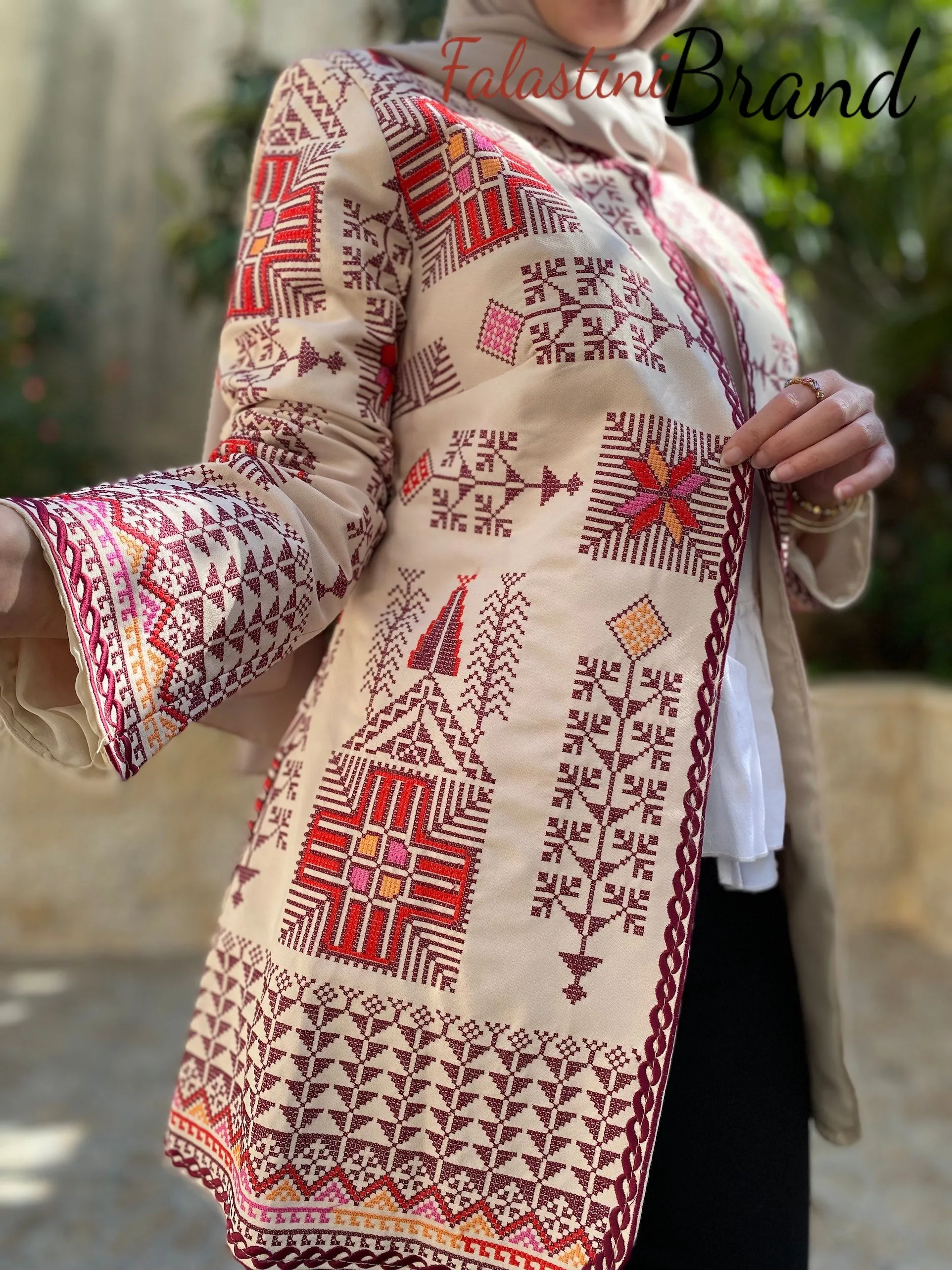 Elegant Palestinian Beige Embroidered Jacket