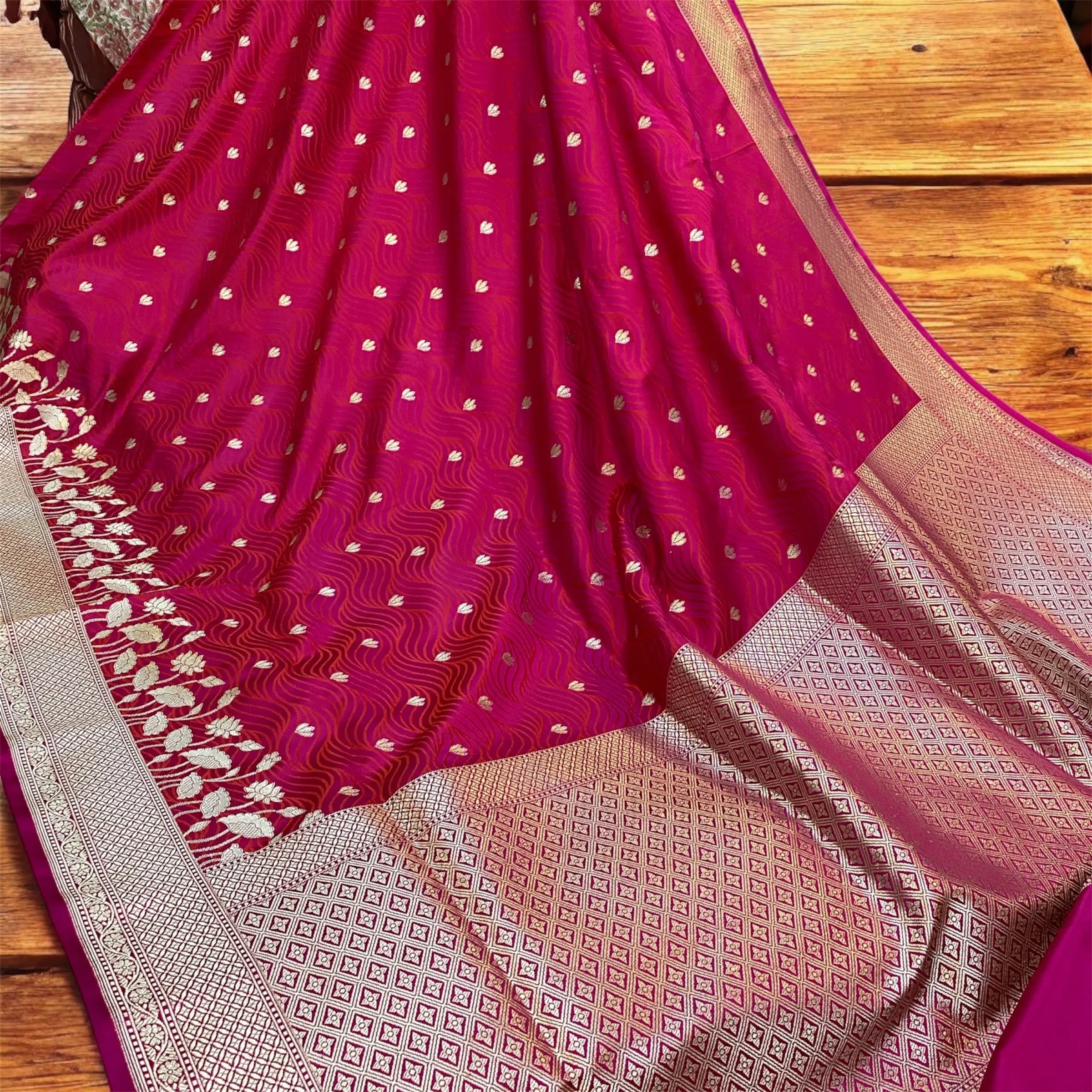 Raani Pink Pure Pure Silk Banarasi Saree: Jaal Work Elegance