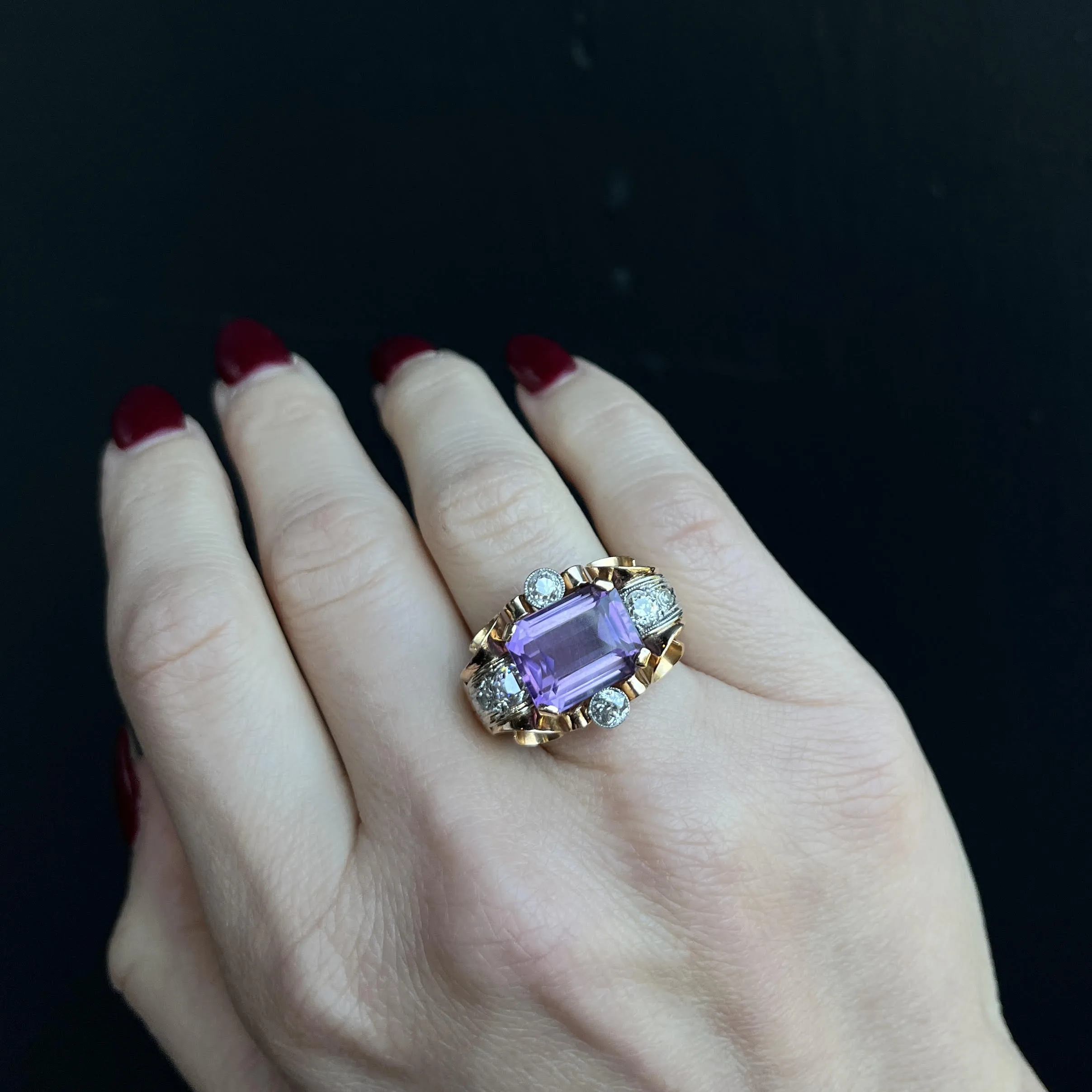 Retro 1.00 Carat Amethyst and Diamond Ring