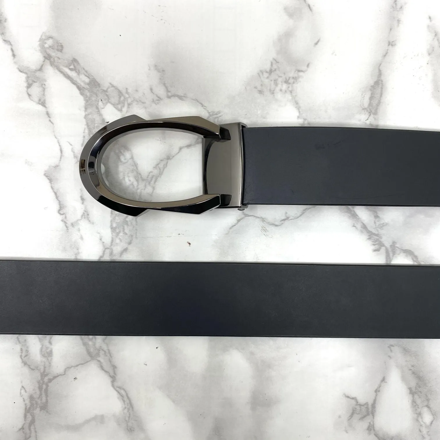 Signature C Logo Leather Belt For Unisex-JonasParamount