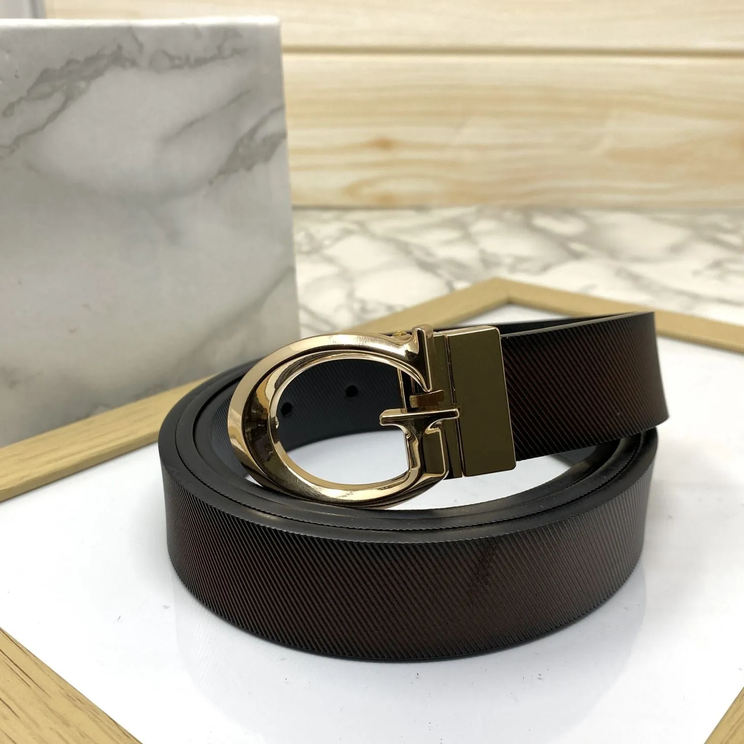 Small G Letter Reversible Strap Belt For Men-JonasParamount