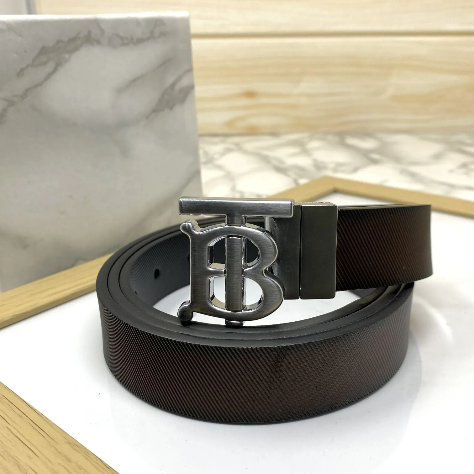 Stylish Casual and Formal Reversible Strap Belt-JonasParamount