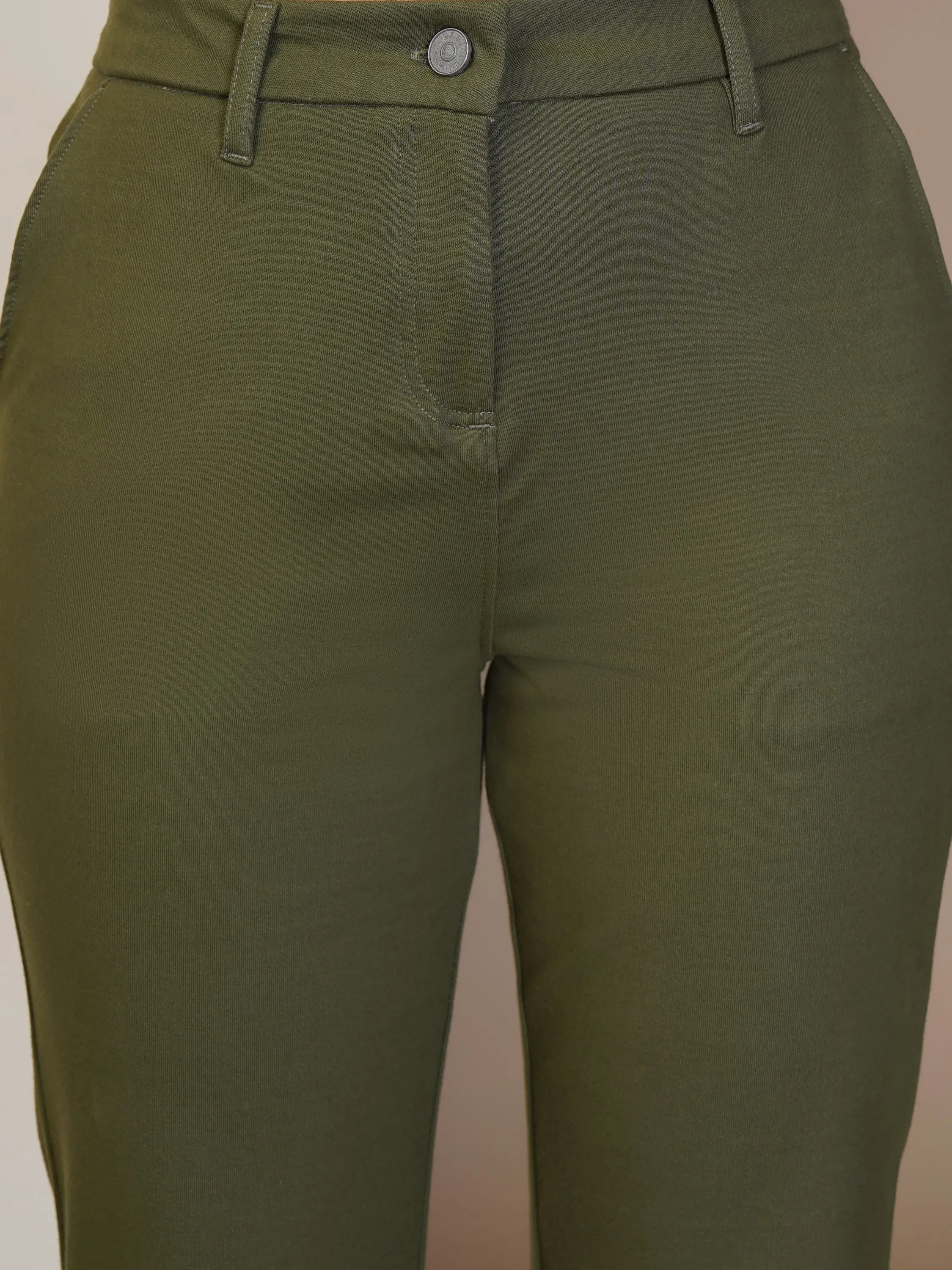 WOMEN MILITARY OLIVE REGULAR FIT CASUAL PANT